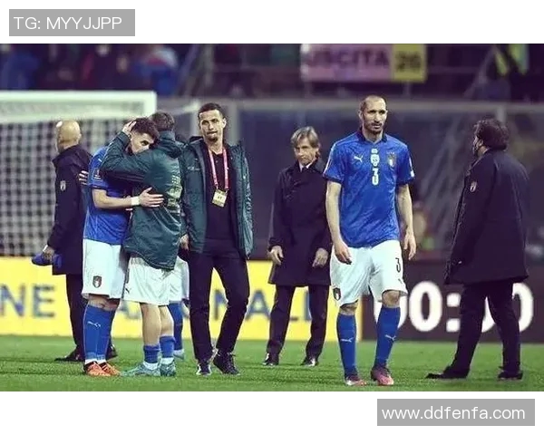 足球巨星们的遗憾与反思：那些未能实现的梦想与失落的瞬间