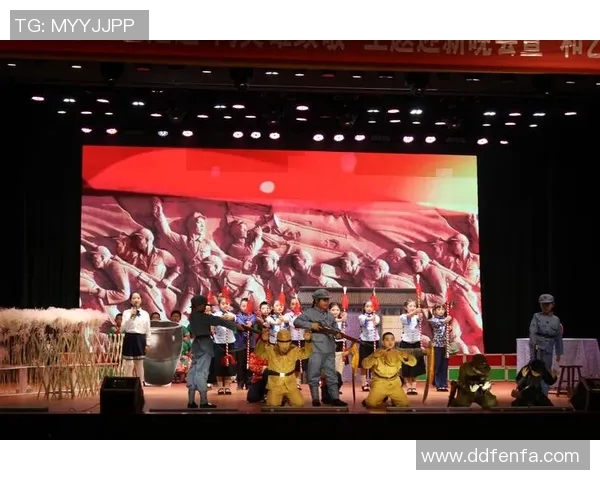 足球场上的传奇模仿秀：追寻明星足迹的热血故事