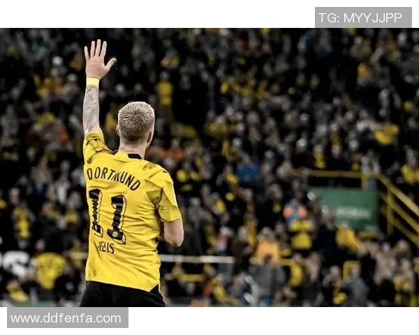 足球明星小火箭精彩瞬间高清图片分享与欣赏